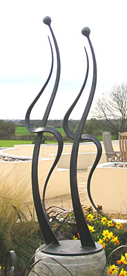 modern sculpture for gardens and landscapes in metal