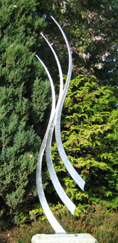 garden sculpture in stainless steel in a contemporary style